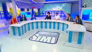 Miguel en la mesa de debate del programa